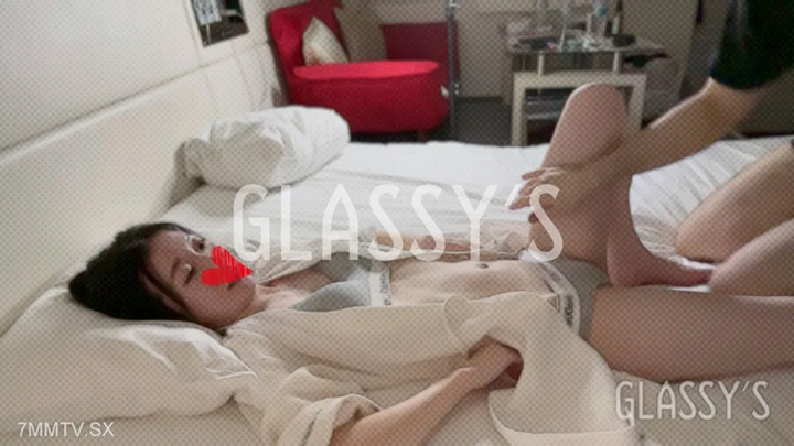 fc2-ppv-4701919-25與可愛的日本苗條的美女│葡萄酒的巨大噴水性愛